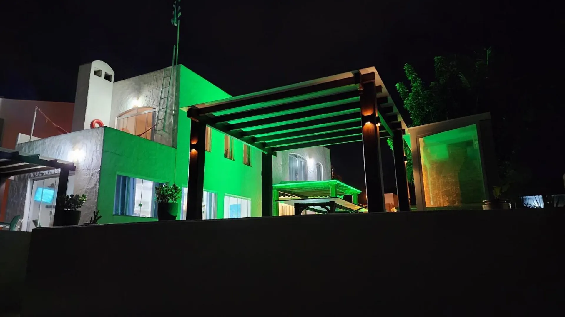 ゴヴェルナドール・セウソ・ラーモス Casa Gregaヴィラ 0*,