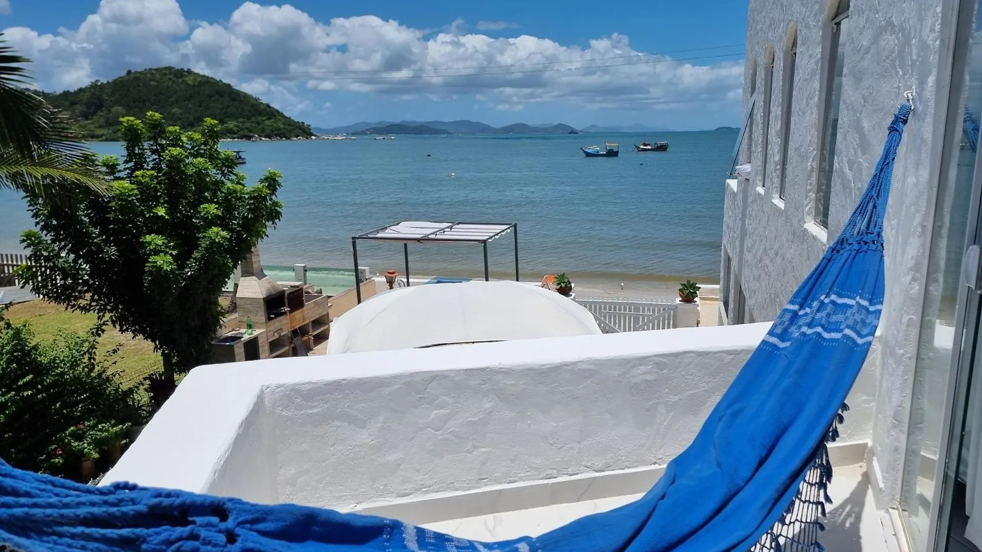 別荘 ゴヴェルナドール・セウソ・ラーモス Casa Gregaヴィラ ブラジル